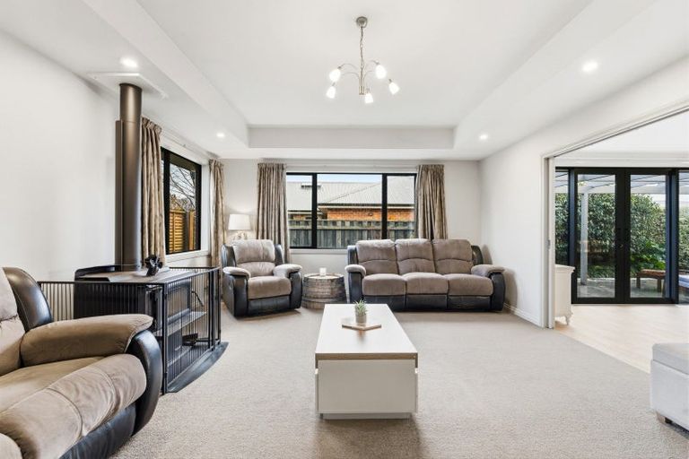 Photo of property in 16 Fenty Place, Mosgiel, 9024