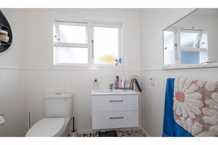 Photo of property in 126 Selwyn Street, Waimataitai, Timaru, 7910