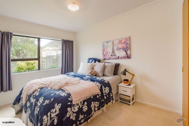 Photo of property in 4 Manly Garden, Paraparaumu Beach, Paraparaumu, 5032