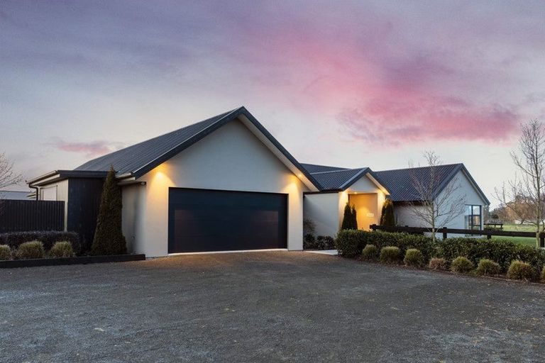 Photo of property in 25 Hallfield Drive, Ohoka, Kaiapoi, 7692