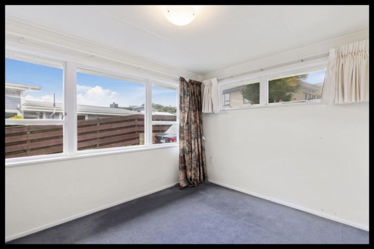 Photo of property in 32 Branscombe Street, Johnsonville, Wellington, 6037