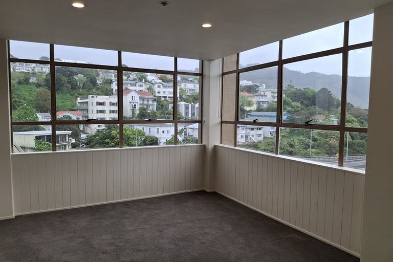 Photo of property in Hume House, 29/152 The Terrace, Wellington Central, Wellington, 6011