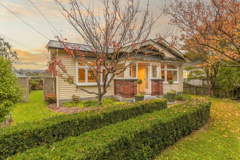 Photo of property in 64 Somerfield Street, Somerfield, Christchurch, 8024