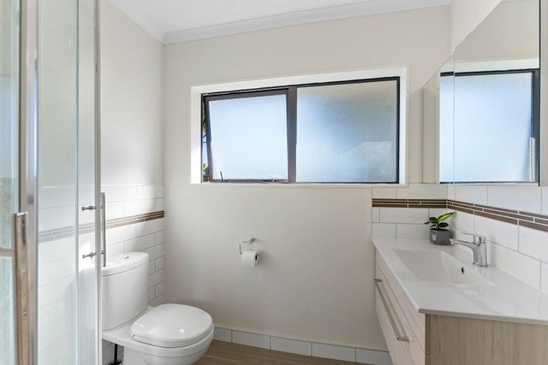 Photo of property in 28 Rifleman Lane, Paraparaumu Beach, Paraparaumu, 5032