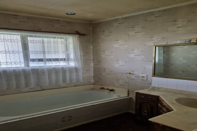 Photo of property in 122 Kimpton Road, Papatoetoe, Auckland, 2025