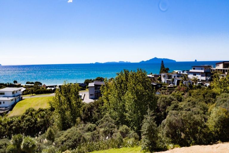 Photo of property in 10 Granada Lane, Langs Beach, Waipu, 0582