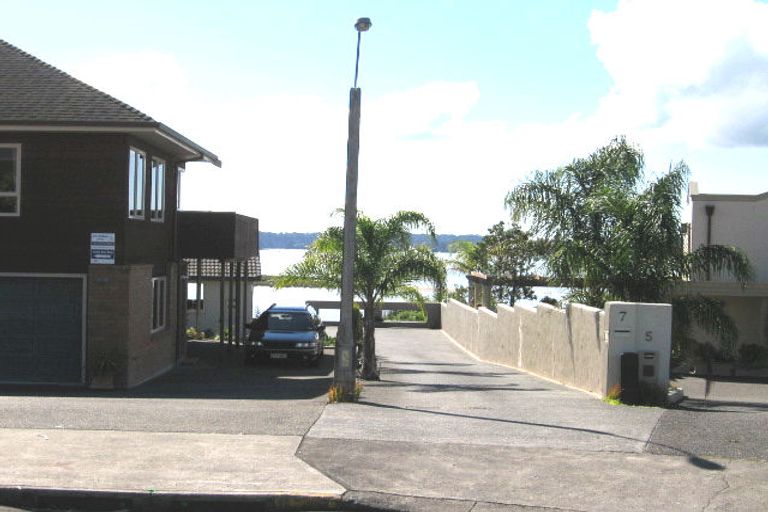 Photo of property in 7 Capstan Court, Te Atatu Peninsula, Auckland, 0610