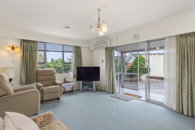 Photo of property in 17a Chevron Drive, Bellevue, Tauranga, 3110