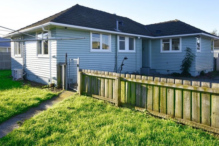 Photo of property in 15 Willow Street, Hampstead, Ashburton, 7700
