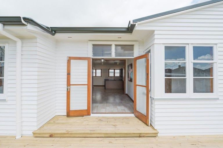 Photo of property in 75a Massey Street, Frankton, Hamilton, 3204