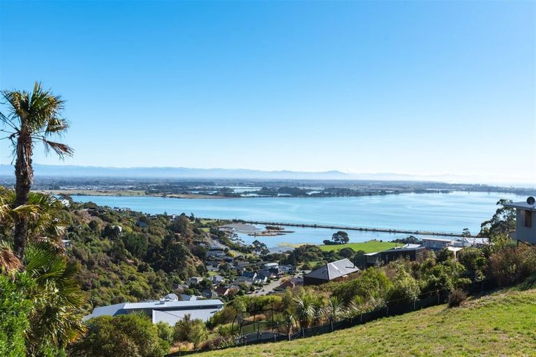 Photo of property in 7 Broadview Lane, Redcliffs, Christchurch, 8081