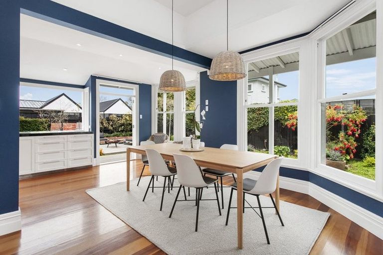 Photo of property in 6 Hawkesbury Avenue, St Albans, Christchurch, 8014