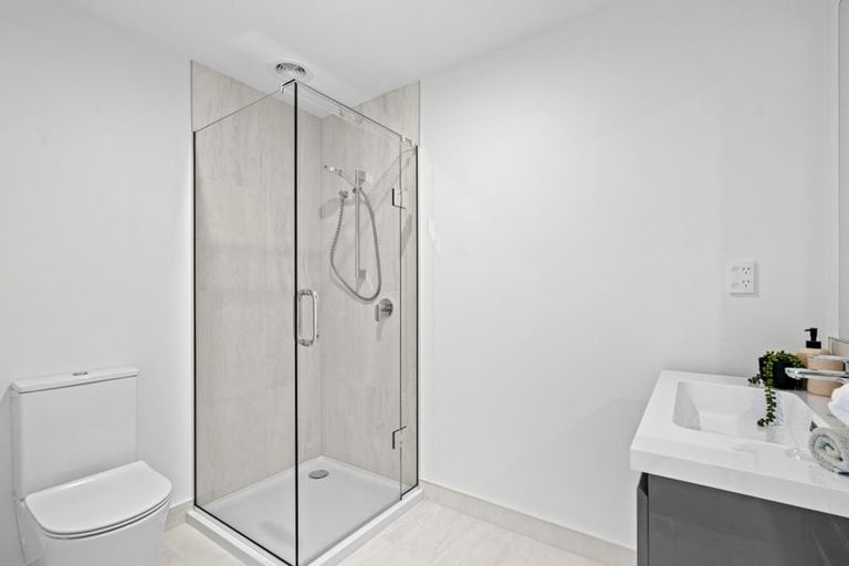 Photo of property in 115a Lincoln Road, Addington, Christchurch, 8024