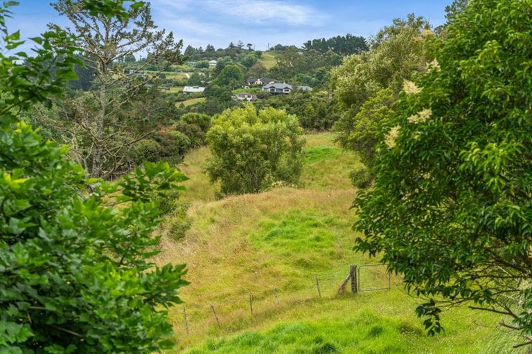 Photo of property in 253 Whitford Road, Shamrock Park, Howick, 2571