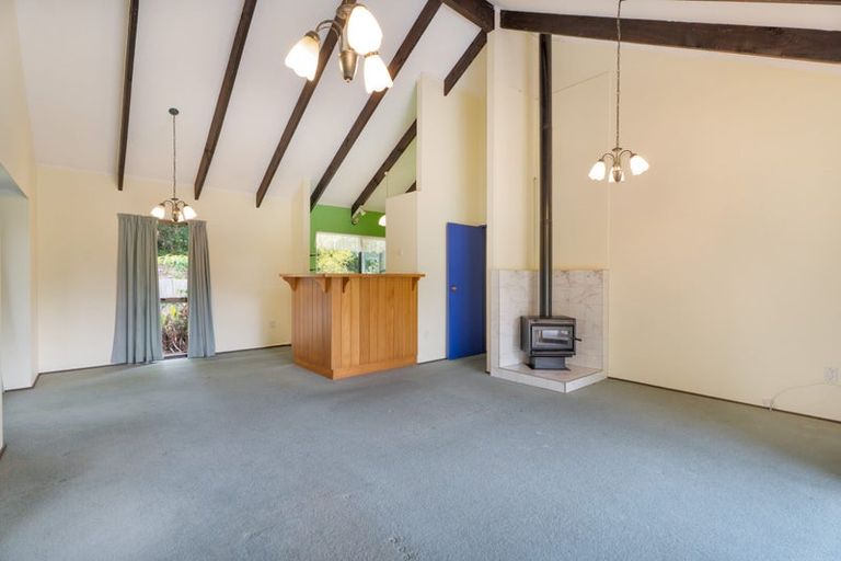 Photo of property in 7 Woolwich Close, Whitby, Porirua, 5024