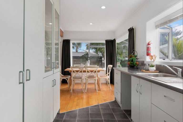 Photo of property in 1 Spur Avenue, Mount Maunganui, 3116