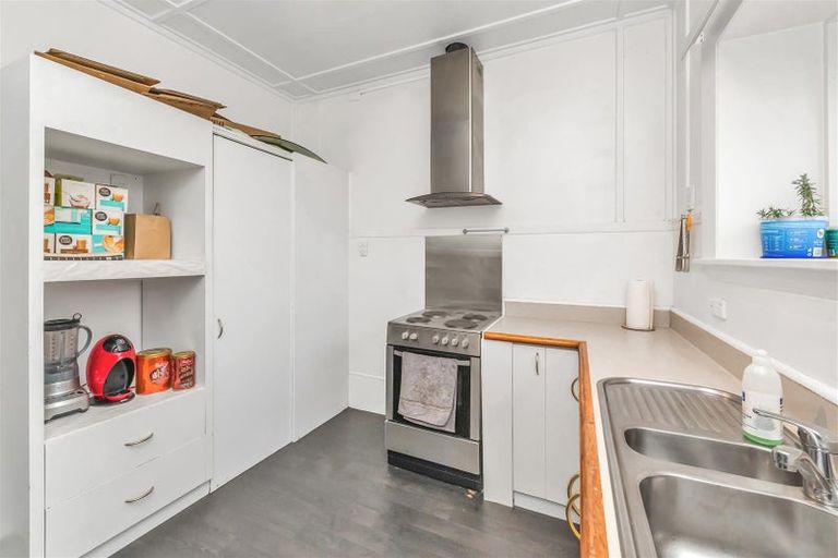 Photo of property in 48 Heywood Terrace, Richmond, Christchurch, 8013