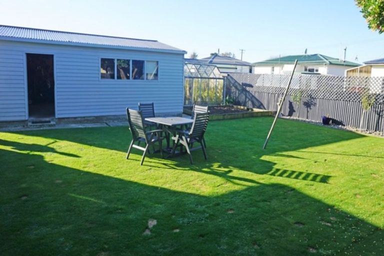 Photo of property in 143 Stobo Street, Grasmere, Invercargill, 9810