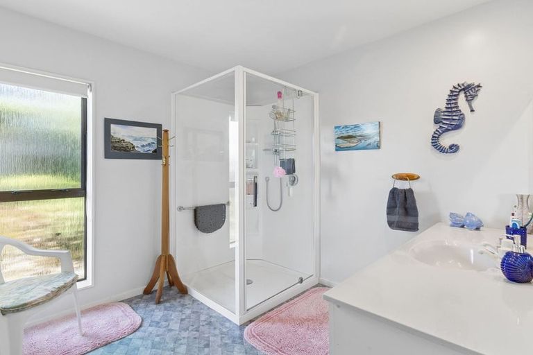 Photo of property in 11 Hunter Street, Westport, 7825