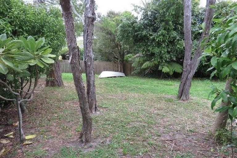 Photo of property in 163a Colwill Road, Massey, Auckland, 0614