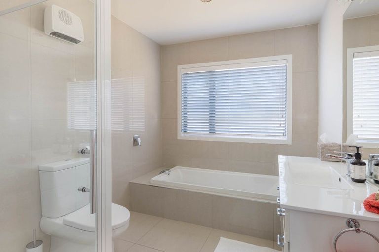 Photo of property in 120 Victory Drive, Wharewaka, Taupo, 3330