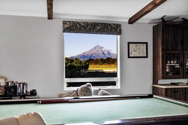 Photo of property in 56 Rewa Street, Inglewood, 4330