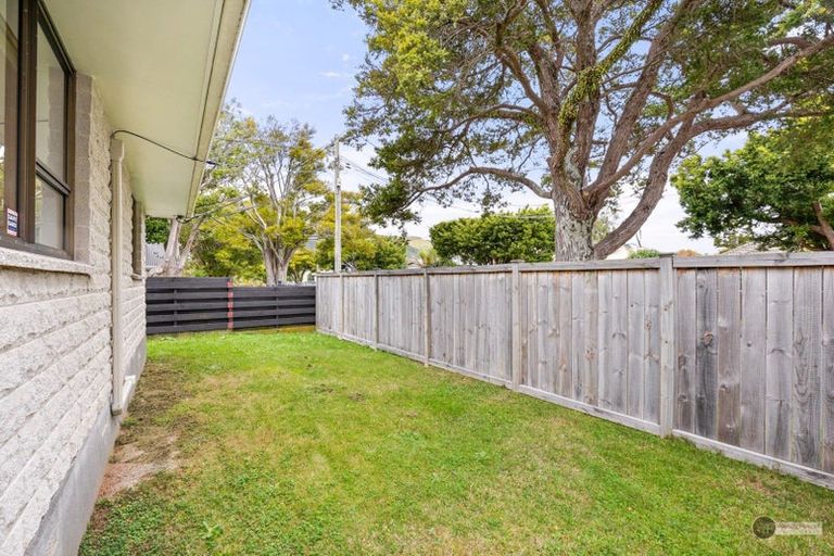 Photo of property in 19a Totara Crescent, Woburn, Lower Hutt, 5010
