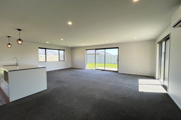 Photo of property in 19 Geldard Drive, Rolleston, 7615