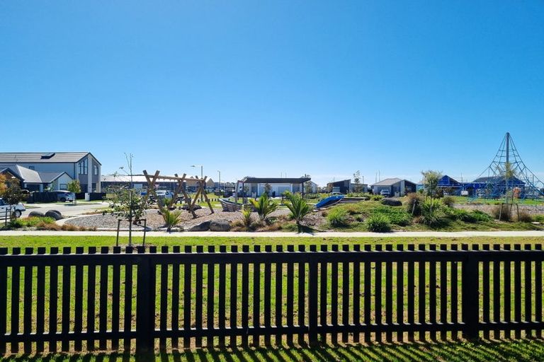 Photo of property in 27 Bill Miller Drive, Papamoa, 3118