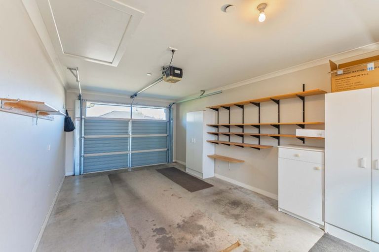 Photo of property in 6 Ian Peter Way, Otaki, 5512