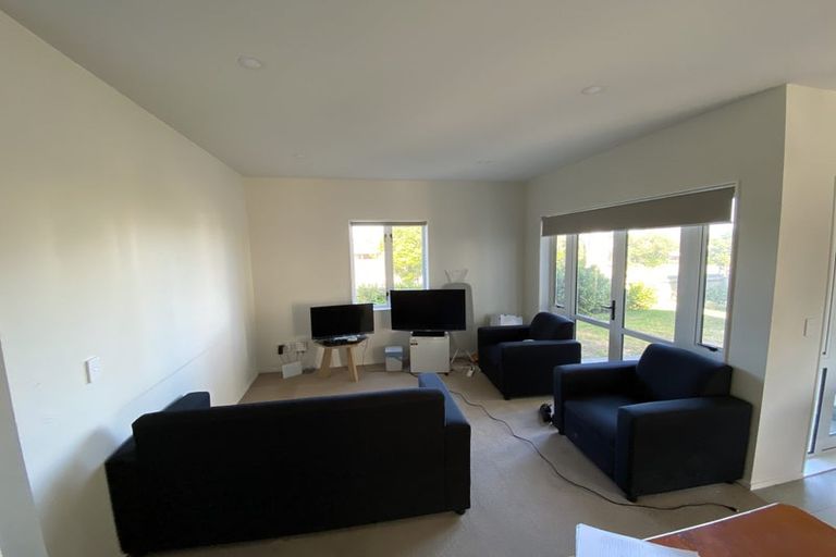 Photo of property in 79 Grove Road, Papakura, 2110