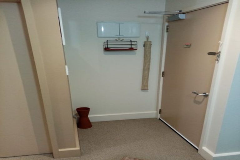 Photo of property in St Pauls Apartments, 64/43u Mulgrave Street, Thorndon, Wellington, 6011