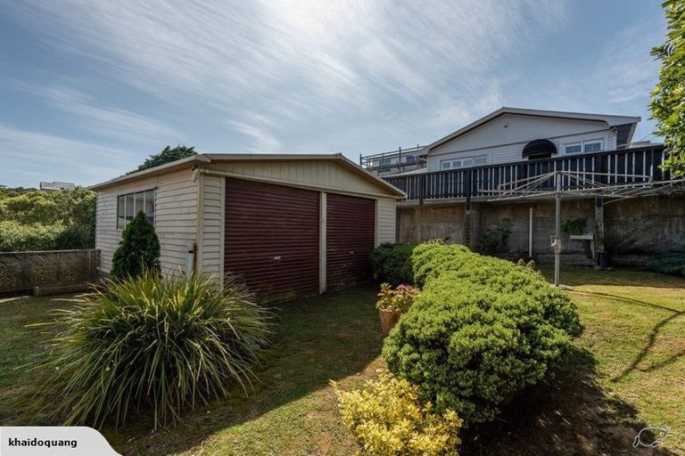 Photo of property in 10 Haumia Street, Johnsonville, Wellington, 6037