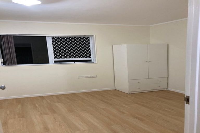 Photo of property in 55a Archibald Road, Kelston, Auckland, 0602