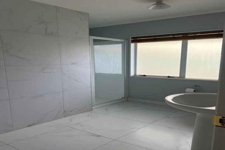 Photo of property in 1291 Old North Road, Helensville, 0875