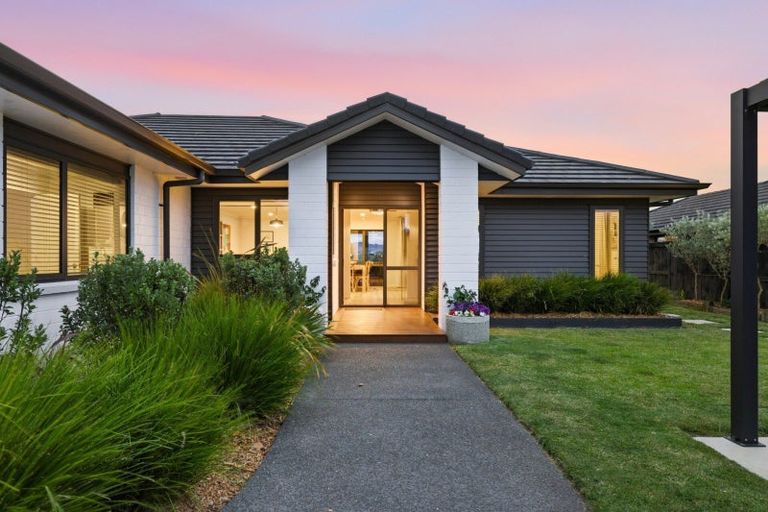 Photo of property in 7 Senecio Way, Papamoa Beach, Papamoa, 3118