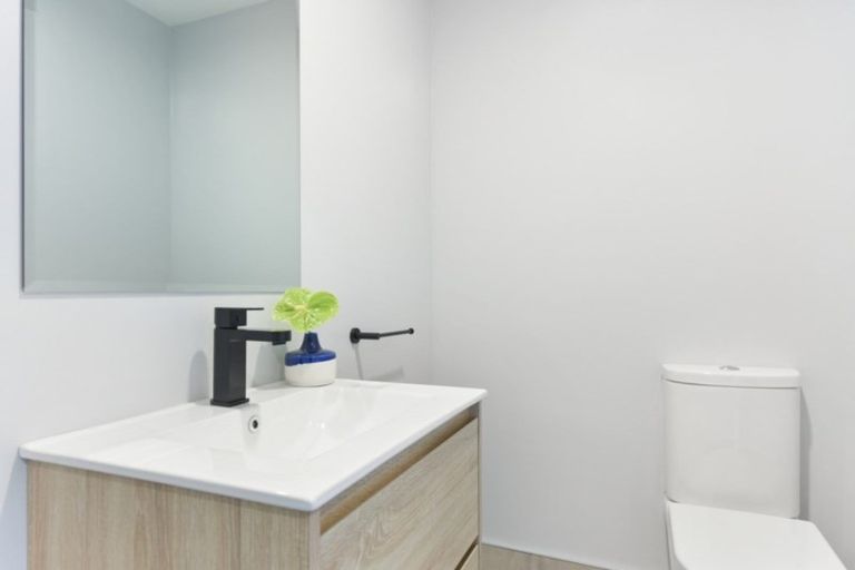 Photo of property in 23 Molyneux Close, Whitby, Porirua, 5024