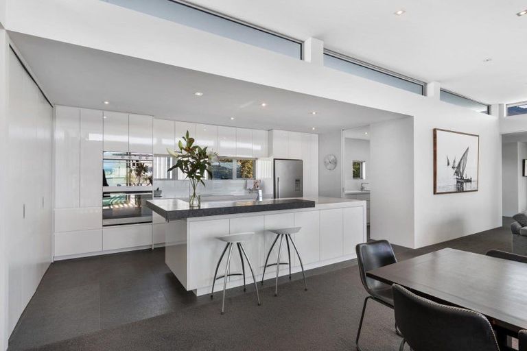 Photo of property in 15 Faulks Terrace, Wanaka, 9305