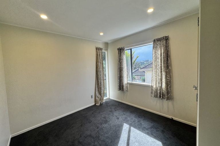 Photo of property in 35 John Court Street, Birkenhead, Auckland, 0626