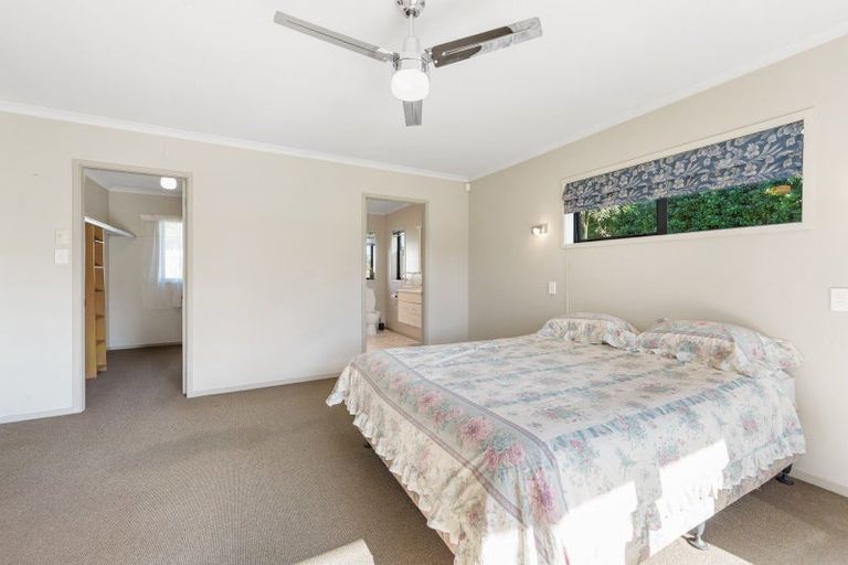 Photo of property in 65 Monteith Street, Halcombe, Feilding, 4779