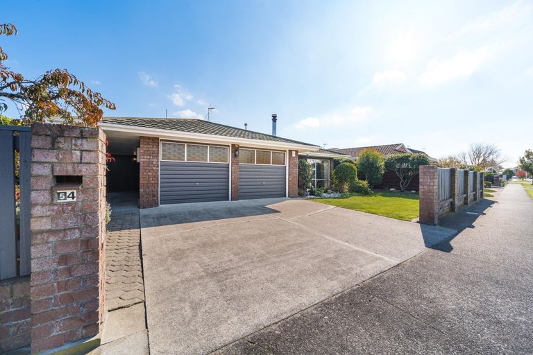 Photo of property in 54 Pencarrow Street, Highbury, Palmerston North, 4412