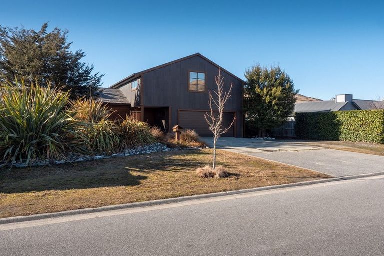 Photo of property in 52 Hope Avenue, Lake Hayes, Queenstown, 9304