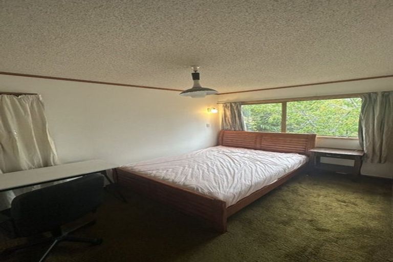 Photo of property in 118 Pupuke Road, Hillcrest, Auckland, 0627