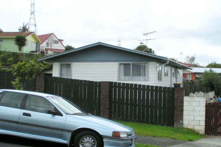 Photo of property in 7 Glenfinn Place, Massey, Auckland, 0614