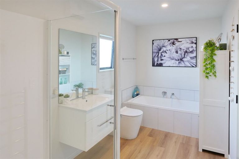 Photo of property in 15 Moreton Green, Rolleston, 7615