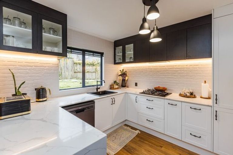 Photo of property in 9 Saybrook Place, Mangere, Auckland, 2022