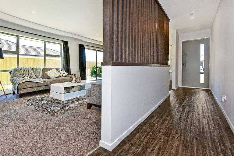 Photo of property in 10 Burford Way, Rolleston, 7615