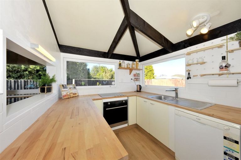 Photo of property in 253 Waterloo Road, Hornby, Christchurch, 8042