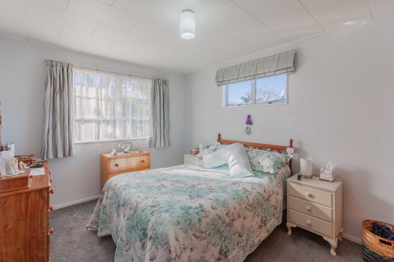 Photo of property in 30 Elliott Street, Taradale, Napier, 4112
