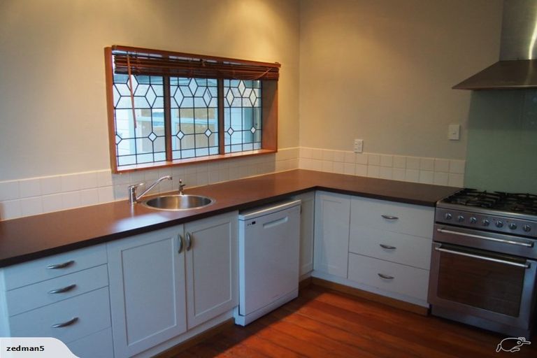 Photo of property in 19 Tahunanui Drive, Tahunanui, Nelson, 7011